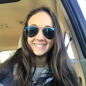 Meet your Posher, Grace